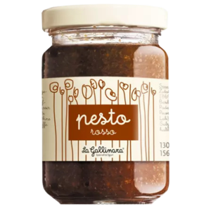 Alternative view of La Gallinara Pesto Rosso