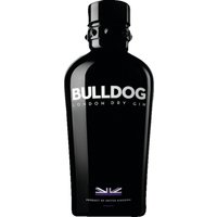 Der Bulldog Gin gilt wegen seiner vierfachen Destillation als besonders weich. Bei seiner Herstellung kommen nicht nur Botanical-Klassiker wie Wacholder und Schwarze Johannisbeeren