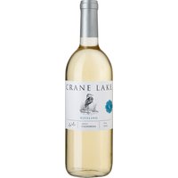 Mit dem Crane Lake Riesling präsentiert das gleichnamige Weingut einen Weißwein mit großartigem Trinkfluss. Der Blassgold schimmernde Wein überzeugt in der Nase mit Noten von Orangenblüte und Honig. Am Gaumen getrockneter Pfirsich und grüner Apfel. Trotz der kalifornischen Sonne mit ausgeprägter Frische und harmonischem Süße-Säure-Spiel