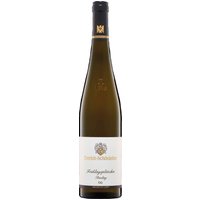 Das Monzinger Frühlingsplätzchen hat ein Terroir von rotem Schiefer und bringt daher Rieslinge hervor