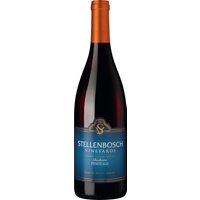 Pinotage steht für intensive Aromen von roter Frucht und Pflaumen und einen sanften Charakter mit weichem Tannin. So auch hier