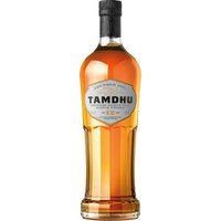 Nur die besten Oloroso Sherry-Fässer werden von der Tamdhu Distillery für die Reifung ihrer erstklassigen Whiskys verwendet. Dies ist seit der Gründung 1898 Tradition. Auch der 12 Years Single Malt erhält dadurch seinen besonderen Charakter. Der golden bernsteinfarbene Whisky ist wunderbar ausbalanciert und zeigt eine reichhaltige Aromatik. Nüsse und Früchte