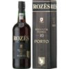 Dieser Portwein reifte zehn Jahre lang in Eichenfässern heran und trägt mit zinnoberroter Farbe und braunen Reflexen die Charakteristik eines echten Tawny. Intensive Aromen von Feigen