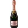 Dieser elegante Luxus-Champagner von Moët & Chandon wurde überwiegend aus der Rebsorte Pinot Noir gewonnen und duftet nach Rosenblättern und Süßkirschen