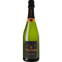 Der Veuve Clicquot Extra Brut Extra Old wird aus perfekt gereiften Reserveweinen aus mehreren Jahrgängen cuvetiert. Grundlage dazu sind Weine