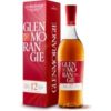 Der Single Malt Whisky aus der Glenmorangie Distillery ist ein echter Highlander aus Schottland. Er reifte zu Beginn in Bourbonfässern