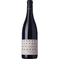 1904 wurden die wurzelechten Reben für diesen reinsortigen Cabernet Franc mit Blick auf die Loire gepflanzt. All ihr gespeichertes Wissen über das großartige Terroir der Loire geben sie an ihre Trauben weiter und lassen diesen erinnerungswürdigen Wein entstehen. Les Memoires zeigt ein dunkles Rubinrot