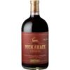 Der Buck Shack Bourbon Barrel Zinfandel bietet ein ganz besonderes Rotweinerlebnis. Das kalifornischen Weingut Shannon lässt den aus Höhenlagen stammenden Zinfandel drei Monate in ehemaligen Bourbon-Fässern reifen. Mit erstaunlich wohlschmeckendem Ergebnis: Die Whiskey-Charakteristik ist bereits an der Nase eindringlich. Am Gaumen gesellen sich feine Vanillenoten hinzu und werden durch eine schwarzbeerige Frucht begleitet. Sensationell!