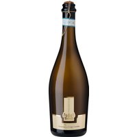 Dieser Prosecco Frizzante von De Angeli erfrischt den Gaumen mit seiner harmonisch integrierten Säure und lebendigen Perlage. Die intensive Fruchtaromatik zeigt florale Töne sowie gelbe Früchte - allen voran Pfirsich und Aprikose. Im Hintergrund auch Anklänge von reifer Birne. Ein Schaumwein