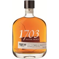 Ein ganz besonderer Tropfen und das Flaggschiff der Mount Gay Destillerie auf Barbados ist der 1703 Master Select Rum. Aus den besten Rums des Hauses kreiert