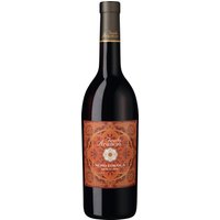 Das großartige Weingut Feudo Arancio hat sich einen hervorragenden Namen mit sortentypischen Weinen aus den Reben seiner sizilianischen Heimat gemacht. Auch dieser Rosso aus Siziliens bester Rotweinsorte Nero d'Avola ist absolut verführerisch im Duft