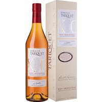 Mindestens 15 Jahre reiften die Weinbrände für diesen klassischen Blend aus Bas-Armagnac. Der XO der Domaine Tariquet besitzt eine vielschichtige Aromatik und verströmt Noten von frischem Brot