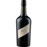 Der Sanchez Romate NPU Amontillado Reserva Especial beeindruckt mit seiner Komplexität und Tiefe. In der Nase entfalten sich Aromen von Nüssen