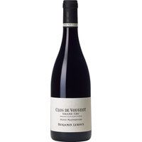 Der Benjamin Leroux Clos de Vougeot Petit Maupertuis 2021 stammt aus der vinophilen Kunst des talentierten Benjamin Leroux. Er entfaltet seinen einzigartigen Charakter dank der alten Rebstöcke in der geschichtsträchtigen Lage Petit Maupertuis. Diese bieten eine Aromenpalette