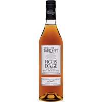 Mit seiner intensiven Farbe und den bernsteinfarbenen Nuancen bezaubert der Armagnac Domaine Tariquet Hors d’Âge 20 Ans schon auf den ersten Blick. Das Bouquet entfaltet Aromen von Orangenschalen