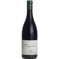 Der Volnay Clos des Chênes von Xavier Monnot aus dem Jahrgang 2017 präsentiert sich mit einem unverkennbaren