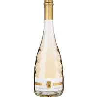 Das Piemont ist die Heimat großer Weine! Der Barolo genießt weltweit den besten Ruf. Die weißen Rebsorten Arneis und Cortese reihen sich in diese Exzellenz nahtlos ein. Das zeigen sie in der Grande Collezione als funkelnde Réserve! Eine Verbindung von Eleganz