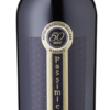 Dieser sizilianische Rotwein wurde aus getrockneten Trauben hergestellt. Das 'Rosinieren' lässt einen üppigen Wein mit eindringlicher Konzentration entstehen.