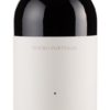 18 Monate reift dieser portugiesische Rotwein in Holzfässern. Aber erst der hohe Qualitätsanspruch der Quinta Nova machen den Reserva zu einem großen Wein.