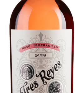 Viele wissen es bereits: Tres Reyes Weine sind unkompliziert und garantieren Genuss. Dieser Rosé ist ein Stimmungsmacher