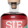 Die alkoholreduzierte Alternative zu einem klassischen Rosé Gin gefällt mit fruchtig-beerigem Auftritt und der Leichtigkeit von nur 20 Prozent Alkoholvolumen.