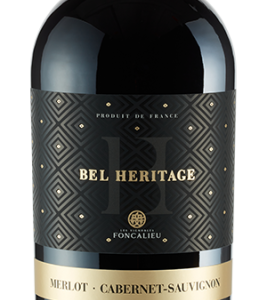 Dieser ausgewogene und aromatische Rotwein aus dem Languedoc vereint die Rebsorten Merlot und Cabernet Sauvignon zu einer gelungenen Cuvée à la Bordeaux.