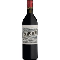 Schon von Weitem fällt der Rooiland-Weinberg durch seine roten Kiesel ins Auge. Von diesem "roten Land" stammen die Pinotage-Trauben für diesen vollmundigen Rotwein von Kaapzicht. Die charakteristischen Aromen der südafrikanischen Rebsorte von dunklen und roten Früchten sowie Noten von Zeder und Rauch werden nach zwei Jahren im Holz von feinen Vanille-Aromen untermalt. Am Gaumen intensiv und vielschichtig sowie ausgezeichnet strukturiert.