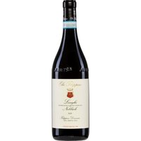 Elio Filippino Nebbiolo Langhe DOC 2022 aus dem Piemont strahlt in einem brillanten Granatrot. Das fruchtige Bukett enthüllt verführerische Noten von Himbeeren und Kirschen