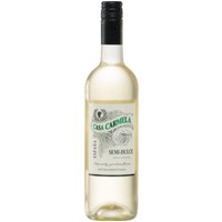 In einem hellen Strohgelb präsentiert sich der Casa Carmela Blanco Semi-Dulce aus dem Jahr 2023 im Glas. Dieser halbtrockene Weißwein aus der spanischen Macabeo-Traube offenbart ein vielschichtiges Bukett mit Aromen von Birnen