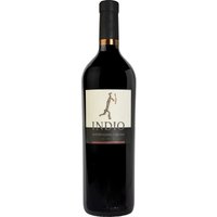 Dieser Rotwein aus den Abruzzen wird von der Familie Bove traditionell aus der Rebsorte Montepulciano hergestellt und mit 10 Prozent Cabernet Sauvignon verschnitten. Anschließend reift er ein Jahr lang in Barriques aus Allier-Eiche