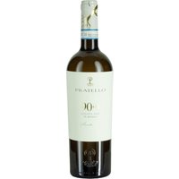 Das beeindruckende Panorama des südwestlichen Ufers des Gardasees spiegelt sich im Pratello 90+10 Il Rivale Lugana DOC 2022 wider. Der Weißwein aus der Region Venetien wird von der Azienda Agricola Pratello kreiert