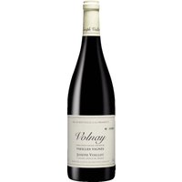 Der Domaine Joseph Voillot Volnay Vieilles Vignes Jahrgang 2022 zeigt sich im Glas tief rubinrot und verlockend. Dieser Pinot Noir entfaltet am Gaumen eine beeindruckende Eleganz und Struktur