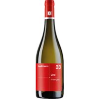 Der „Kaufmann uno Weissburgunder Chardonnay“ vereint die besten Eigenschaften von Weißburgunder und Chardonnay. Finessenreich und elegant