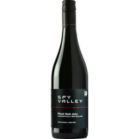 Der 2022 Spy Valley Pinot Noir ist ein herausragendes Beispiel für neuseeländischen Weinbau aus Marlborough. Diese Region ist bekannt für erstklassige Pinot Noirs