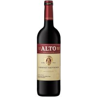 Der Alto Cabernet Sauvignon aus dem Jahr 2018 präsentiert sich in einem leuchtenden Dunkelrot und begeistert mit einer ansprechenden Kombination aus dunklen und roten Früchten. Das Bouquet wird von schwarzen Johannisbeeren