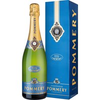 Die Bezeichnung Demi-Sec verrät es bereits: Der Royal Elixier aus dem renommierten Hause Pommery kommt mit einer wohldosierten Restsüße daher