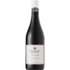 Die Trauben stammen aus dem Awatere und Wairau Valley in der Region Marlborough. Der reinsortige Pinot Noir bezaubert mit fruchtigen Aromen von roten Kirschen unterlegt mit würzigen Noten von Zimt und Nelken. Am Gaumen sorgen frische Himbeeren kombiniert mit gerösteten Kaffeebohnen und weichem Tannin