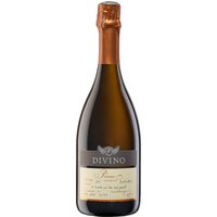 Der Divino Primo Sekt Brut Nature aus Franken zeichnet sich durch seine faszinierende Eleganz aus. Im Glas präsentiert er sich in einem strahlenden Strohgelb