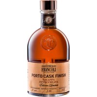 Luigi Francoli Grappa Porto Cask Finish entfaltet durch die Reifung in französischen Eichenfässern und anschließender Lagerung in ehemaligen Portweinfässern ein facettenreiches Aromenspiel. Noten von süßen