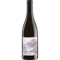 Der M. Altenburger Blaufränkisch vom Kalk aus dem Jahrgang 2021 beeindruckt mit einem hellen Rubinton im Glas und einer facettenreichen Duftpalette. Die Nase wird von gekochten Erdbeeren