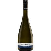 Der Paladin Amico Filò Vino Bianco Frizzante aus Venetien beeindruckt mit seiner strohgelben Farbe und einer feinen