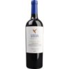 Die Tempranillo-Trauben für den Mas De Leda Viñas Viejas Bio stammen aus alten Reben entlang des Duero Flusses. In einem dunklen Granatapfelrot mit bernsteinfarbenen Reflexen präsentiert dieser Rotwein eine viskose Konsistenz. In der Nase entfalten sich Aromen von schwarzen Früchten