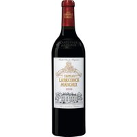 Im Jahrgang 2018 zeigt sich das Château Labégorce Margaux AOP als elegante Verkörperung der Bordeaux-Region. Der Rotwein besticht durch seine tiefrote Farbe und ein komplexes Aromenspiel. Noten von reifen schwarzen Johannisbeeren und dunklen Kirschen dominieren das Bukett