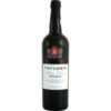 Taylor's Fine White Port aus der Region Douro in Portugal beeindruckt mit einem hellen Goldgelb und einem aromatischen Duftbouquet von reifen Früchten. Zarte blumige Noten