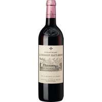 Auf dem linken Ufer von Bordeaux befindet sich Château La Mission Haut-Brion. Der Jahrgang 2021 des Château La Mission-Haut-Brion präsentiert sich als komplexer Rotwein mit intensiven Frucht- und Gewürzaromen