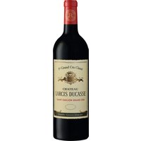 Der 2018er Château Larcis Ducasse aus der Bordeaux-Appellation Saint-Émilion zeigt sich in einer tief granatroten Farbe. Dieser Rotwein besteht überwiegend aus 89% Merlot und 11% Cabernet Franc. Duftnoten von zerdrückten Brombeeren