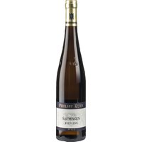 Die Rieslingtrauben der Großen Gewächs Lagen werden nach einer Mazerationzeit von ca. 12 Std. schonend gepresst und der Most spontan vergoren. Der Wein bleibt bis kurz vor der Abfüllung auf der Hefe. Ausgebaut wird der Wein Edelstahltank. Ein Klassisch