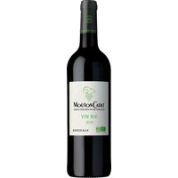 Ein Mouton Cadet für Kenner: Dieser Bordeaux Rouge aus dem Jahr 2022 vereint die Essenz des berühmten Hauses Baron Philippe de Rothschild in Bio-Qualität. Die Aromen von frischen Brombeeren und Heidelbeeren formen sich zu einem harmonischen Bouquet