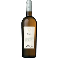 Der Mouton Cadet Graves Réserve Blanc von Baron Philippe de Rothschild Chile aus dem Jahrgang 2022 erstrahlt in besonderem Glanz. Dieser Weißwein aus dem Anbaugebiet Graves in Bordeaux zeigt ein sehr elegantes und aromatisch frisches Bouquet. Im Duft finden sich feine Aromen von weißem Pfirsich und duftigen Sommerblüten wieder. Geschmacklich überzeugt er am Gaumen mit Eleganz und Frische