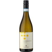 Strahlend intensiv präsentiert sich der Mandrarossa Laguna Secca Chardonnay im Glas mit schimmernden grünlichen Reflexen. In der Nase entfalten sich Aromen von reifer Kaktusfeige und Orangenschale